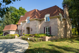 546 Indian Mound Rd, Columbus, OH 43213-2633