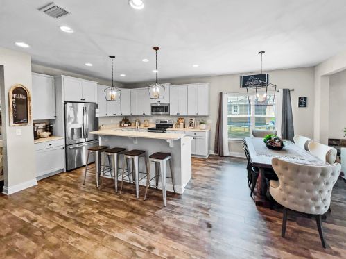 924 Whispering Creek Ave, Freeport FL 32439 exterior