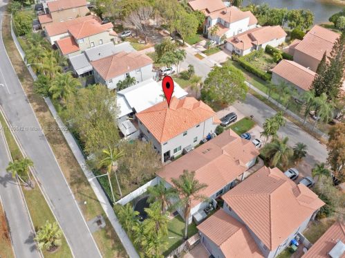 348 107th Ave, Hollywood FL  33026-4068 exterior