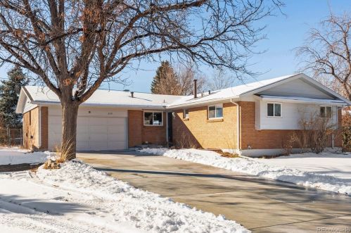 229 Scranton St, Denver, CO 80011-8418