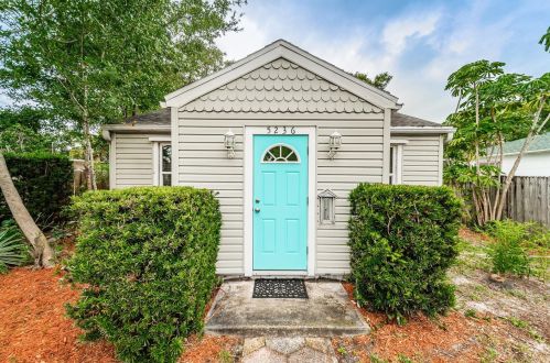 5236 6th Ave, Saint Petersburg, FL 33707-1837