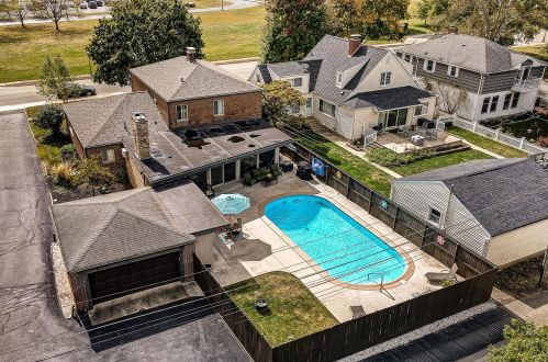 3164 Park St, Darbydale, OH 43123-3299