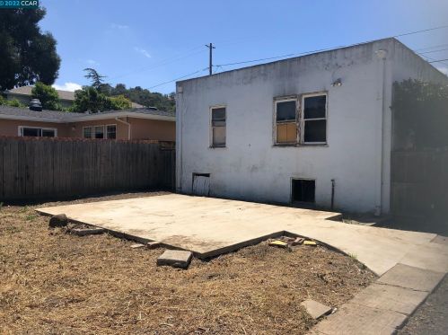 3133 Ricks Ave, Pacheco CA  94553-3158 exterior