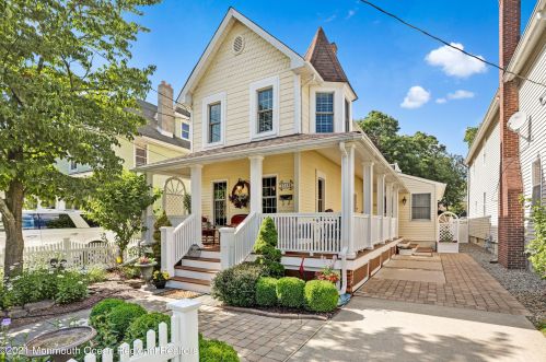719 Grove St, Point Pleasant Beach, NJ 08742-2515