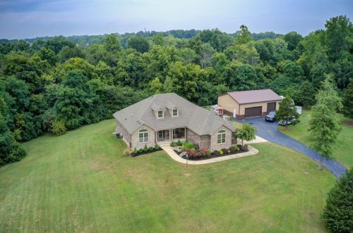 6959 Farmington Rd, Miamisburg, OH 45342-4143