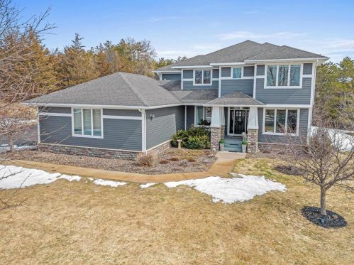 375 English Court Dr, Hudson, WI 54016-7851