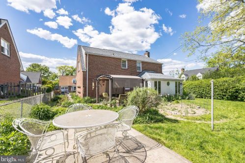 2314 Gilinger Rd, Miquon, PA 19444-2228