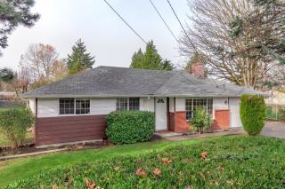 21217 Military Rd, Seattle, WA 98198-4221