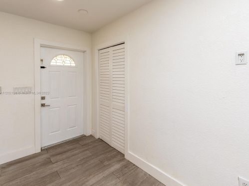 7891 11th St, Hollywood FL 33024-5148 exterior