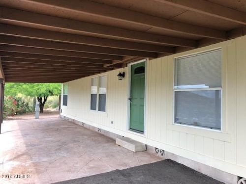 33651 Mountain View Rd, Black Canyon City, AZ 85324-8836