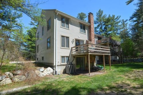 20 Meadowbrook Ln, Easton, MA 02375-1201