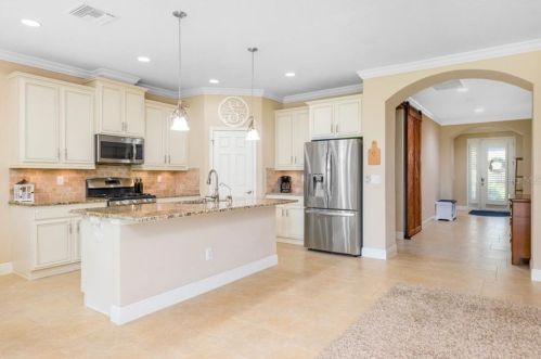 6510 Nestall Ct, Ruskin, FL 33572-1558