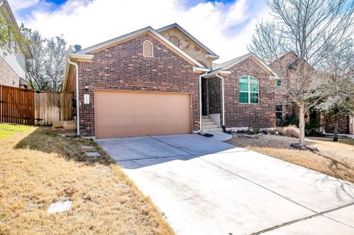 128 Fort Cobb Way, Georgetown TX  78628-2110 exterior