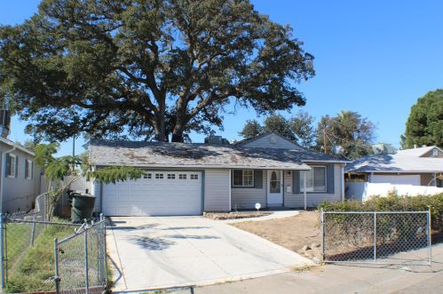 5761 San Ardo Way, North Highlands, CA 95660-4832