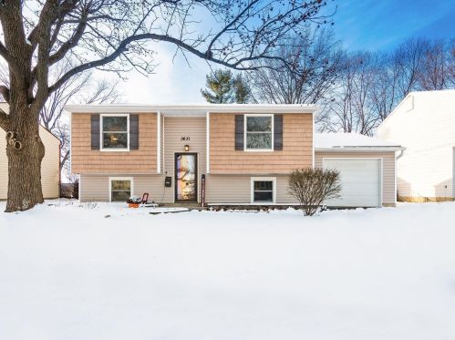 3631 Christopher Pl, Darbydale OH  43123-2427 exterior