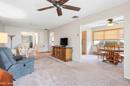 33 Watkins Rd, Bricktown NJ  08724-2446 exterior