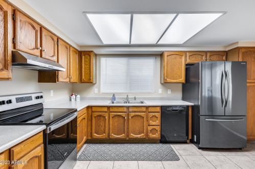 4442 Oraibi Dr, Glendale AZ  85308-7320 exterior