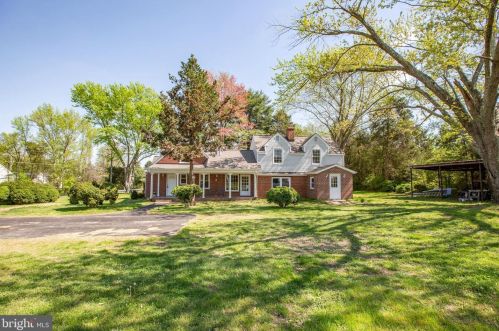 10600 Woodland Dr, Fredericksburg VA  22407-7759 exterior