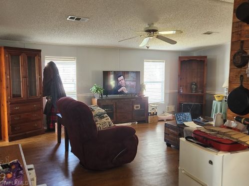 848 Yacht Club Way, Moore Haven FL  33471-2822 exterior