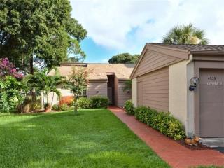 4935 Greencroft Rd, Sarasota, FL 34235-8237
