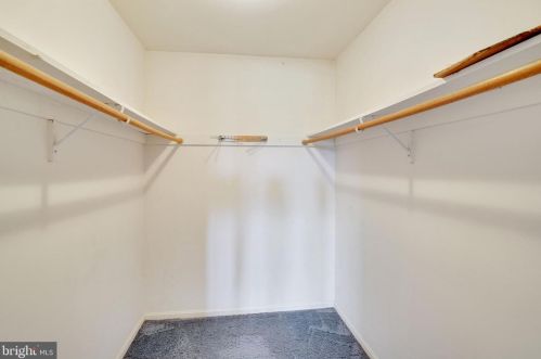 10711 Kettle Run Rd, Nokesville VA  20181-1715 exterior