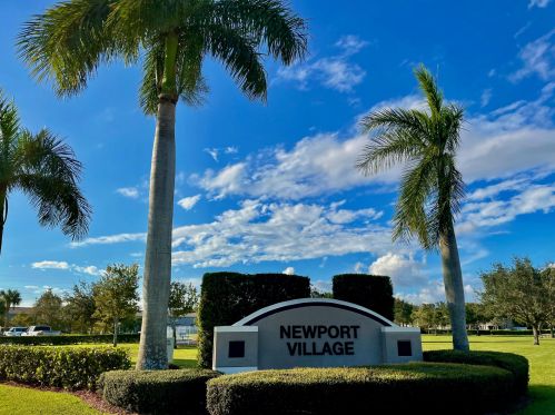 2185 Rockport Rd, Fort Pierce FL  34953-4376 exterior