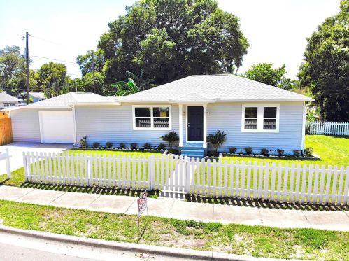830 22nd St, Saint Petersburg, FL 33713-7032