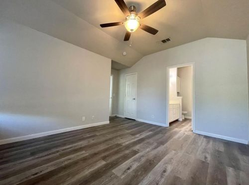 210 Tolcarne Dr, Monadale, TX 78634-5564