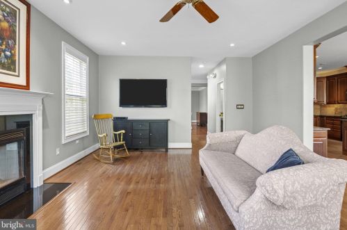 590 Abbey Ct, Blue Bell PA  19422-1303 exterior