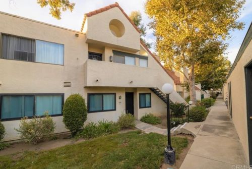 355 Melrose Dr, Vista CA  92083-4847 exterior