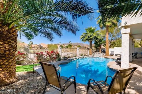 16026 13th Pl, Phoenix AZ  85048-8661 exterior