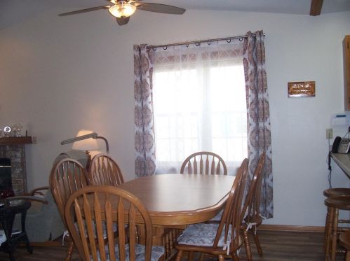 1630 Garden Ln, West Bend, WI 53095-5526