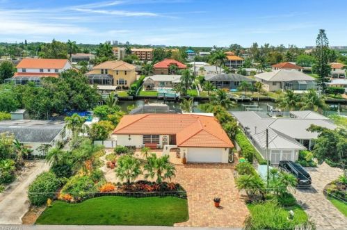 226 1st St, Bonita Springs, FL 34134-7319