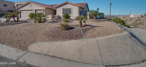 1401 Tamarack Dr, Lake Havasu City, AZ 86404-1844