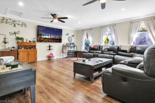 401 Maple Ave, Lehigh Acres FL  33972-4001 exterior