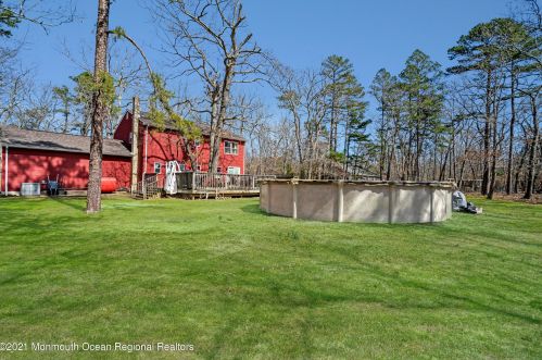 1068 Toms River Rd, Jackson Twp NJ  08527-5240 exterior