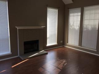 204 Parkway Ct, Rockwall TX  75032-5644 exterior