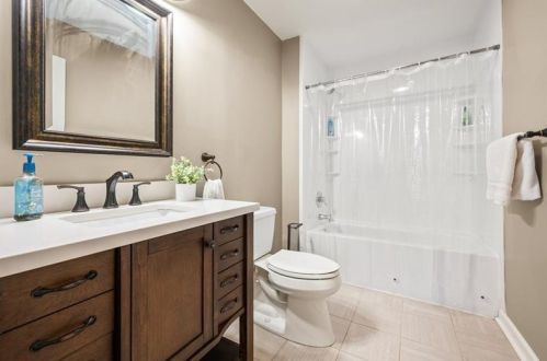 648 6th St, Oakmont PA  15139-1515 exterior