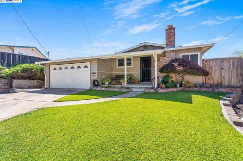 2551 Fraser Ct, Pinole, CA 94564-1329
