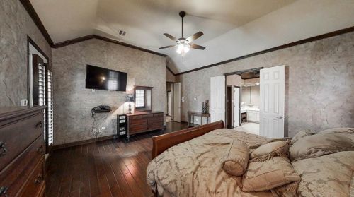 1313 Cayenne Dr, Lewisville TX  75028-3491 exterior