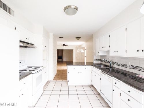 6220 14th St, Phoenix AZ 85014-1794 exterior