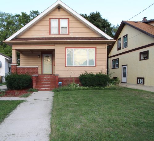 7417 26th Ave, Kenosha WI  53143-5280 exterior