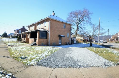 2399 Beaver Rd, Ambridge, PA 15003-1855