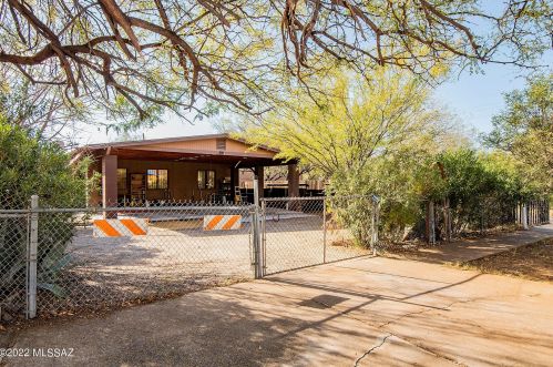 229 Lester St, Tucson AZ  85705-6551 exterior
