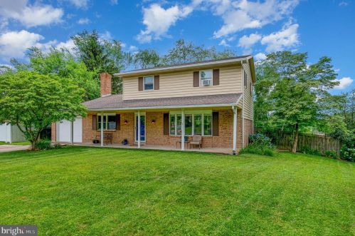 929 Herman Dr, Navy Sup Dpt, PA 17055-5764