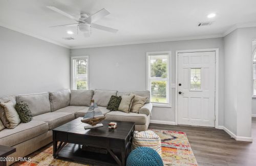 1509 Pony Ave, Beaufort SC  29906-5703 exterior