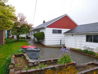 700 Alameda Ave, Tongue Point OR  97103-5909 exterior