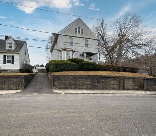 53 Myrtle Ave, Waterbury, CT 06708-2610