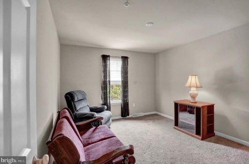 109 Landover Ct, West Enola PA  17025 exterior