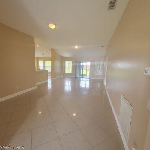 2803 8th St, Lehigh Acres, FL 33971-5412